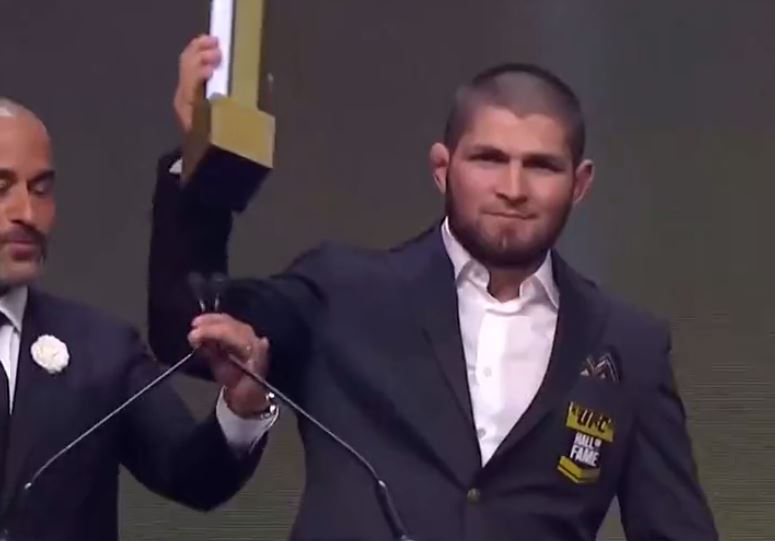 Хабиб Нурмагомедов попал в Зал славы UFC — видео