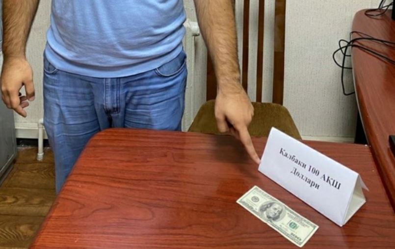 В Ташкенте задержали фальшивомонетчика, пытавшегося продать поддельные $20 тысяч