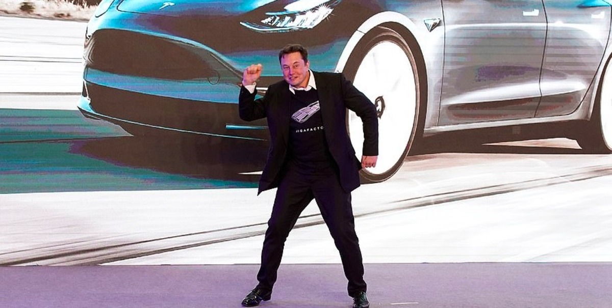 Илон Маск рассказал, когда подешевеют электрокары Tesla