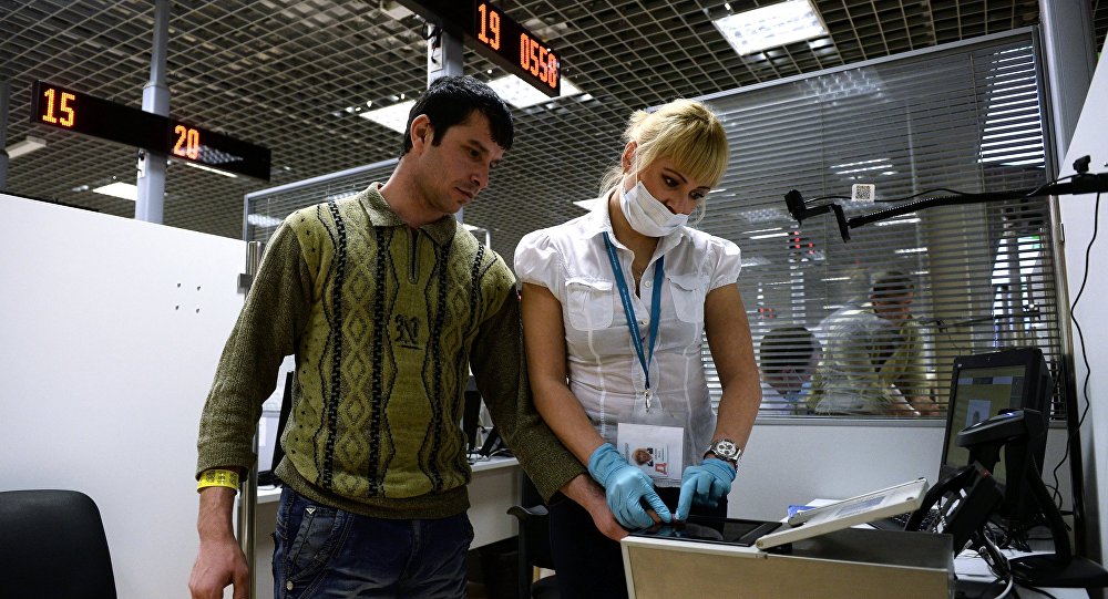 В России предложили ограничить выдачу патентов трудовым мигрантам