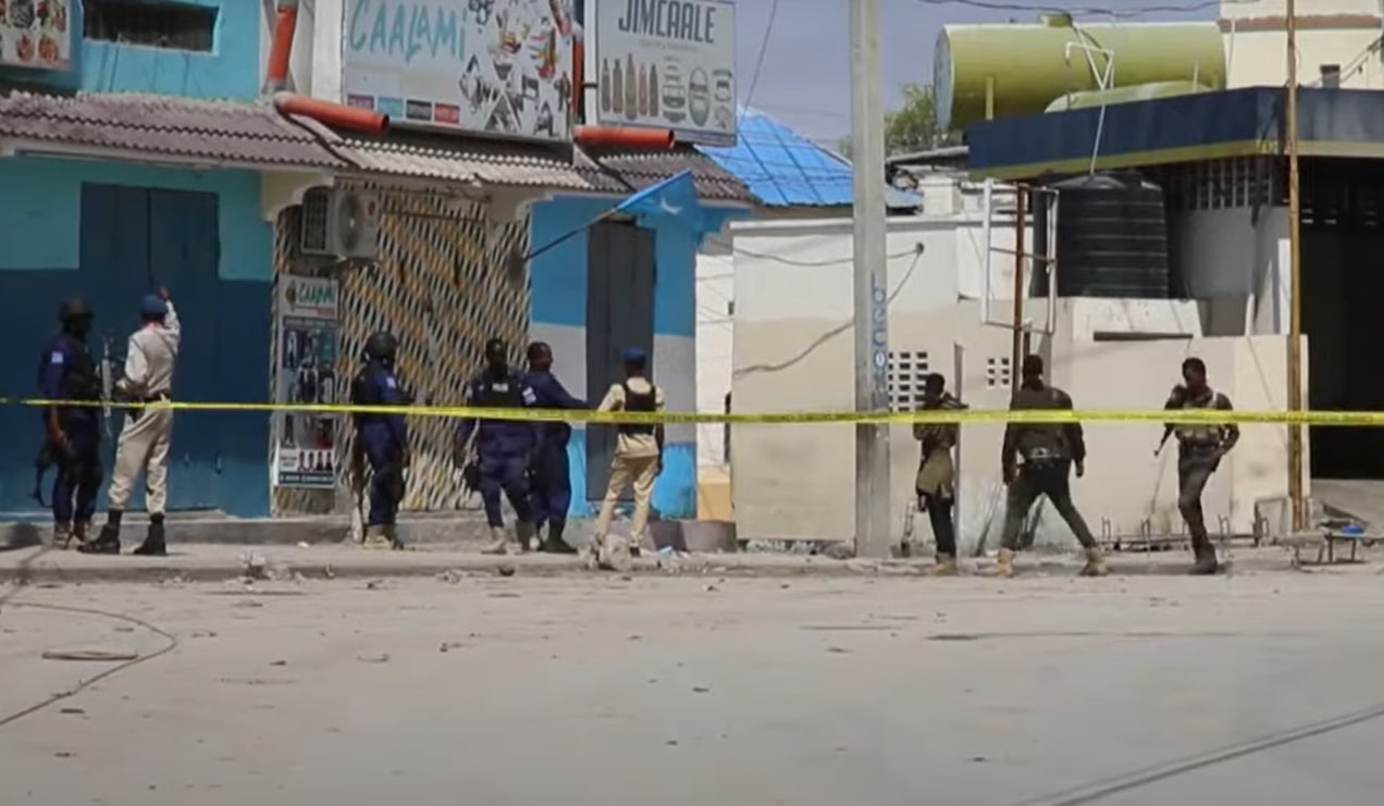 Боевики напали на гостиницу в столице Сомали. Есть жертвы