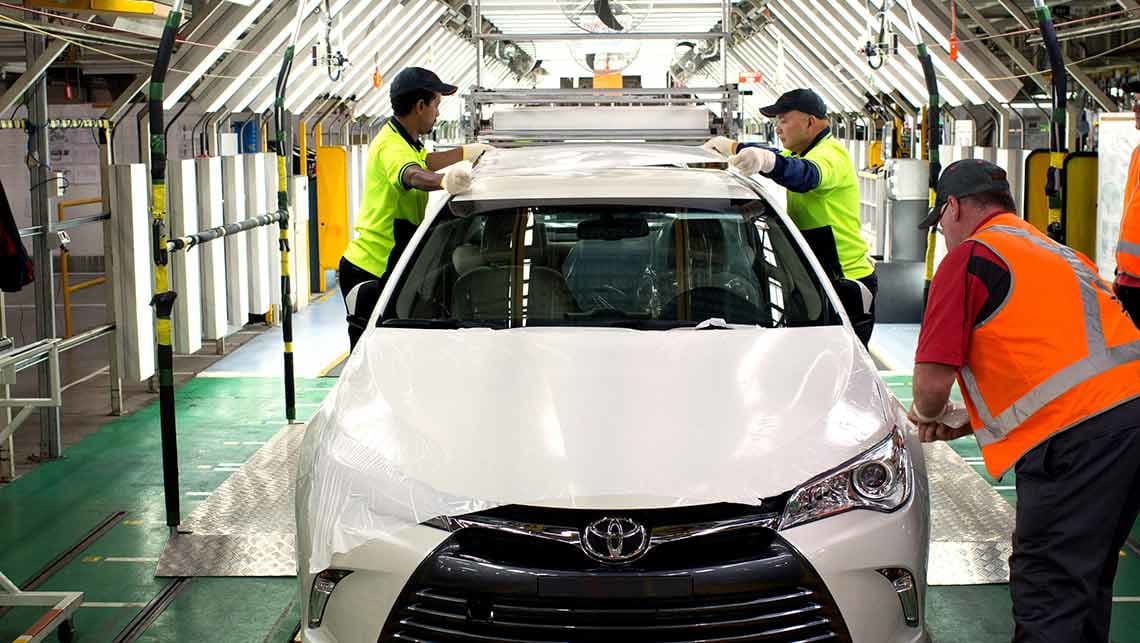 Nissan и Toyota приостановили производство по неожиданной причине
