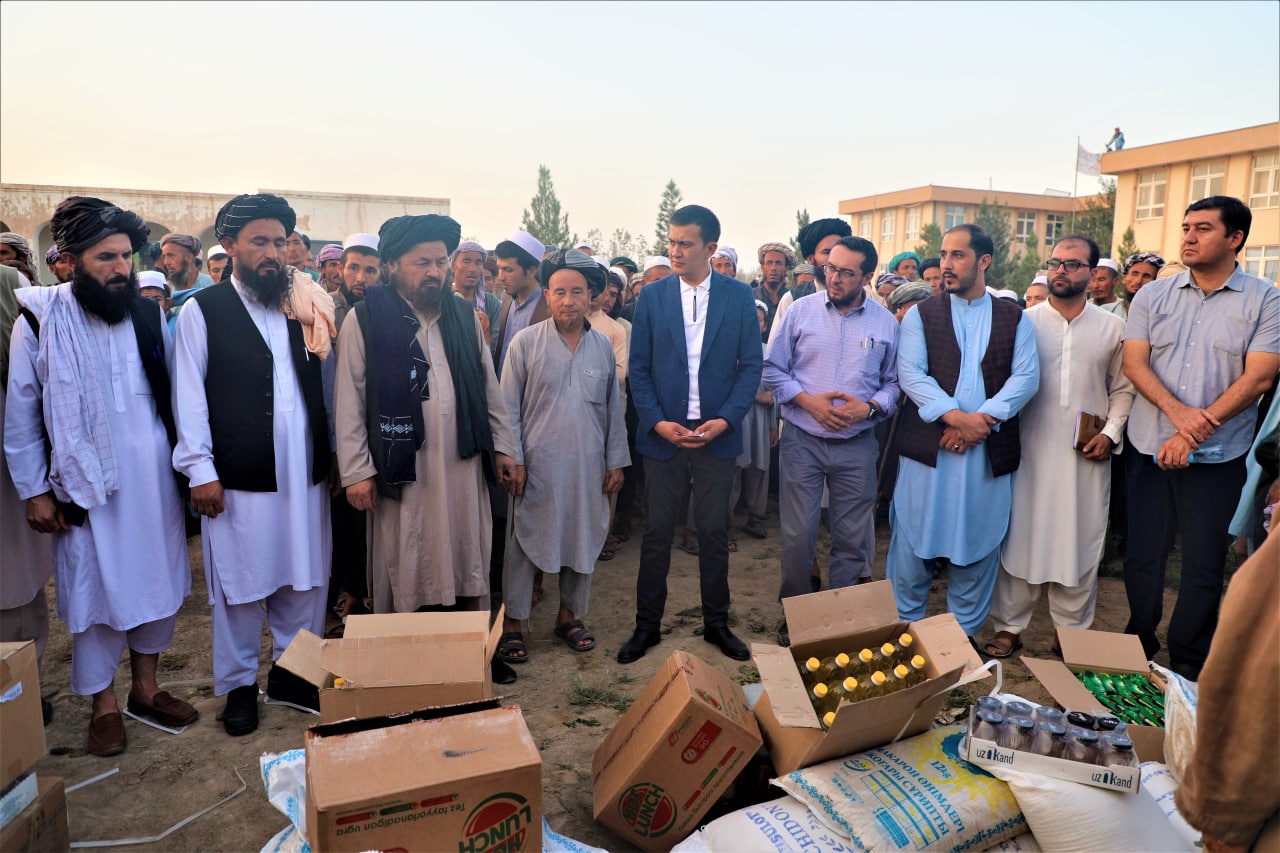 Узбекистан отправил в Афганистан гумпомощь