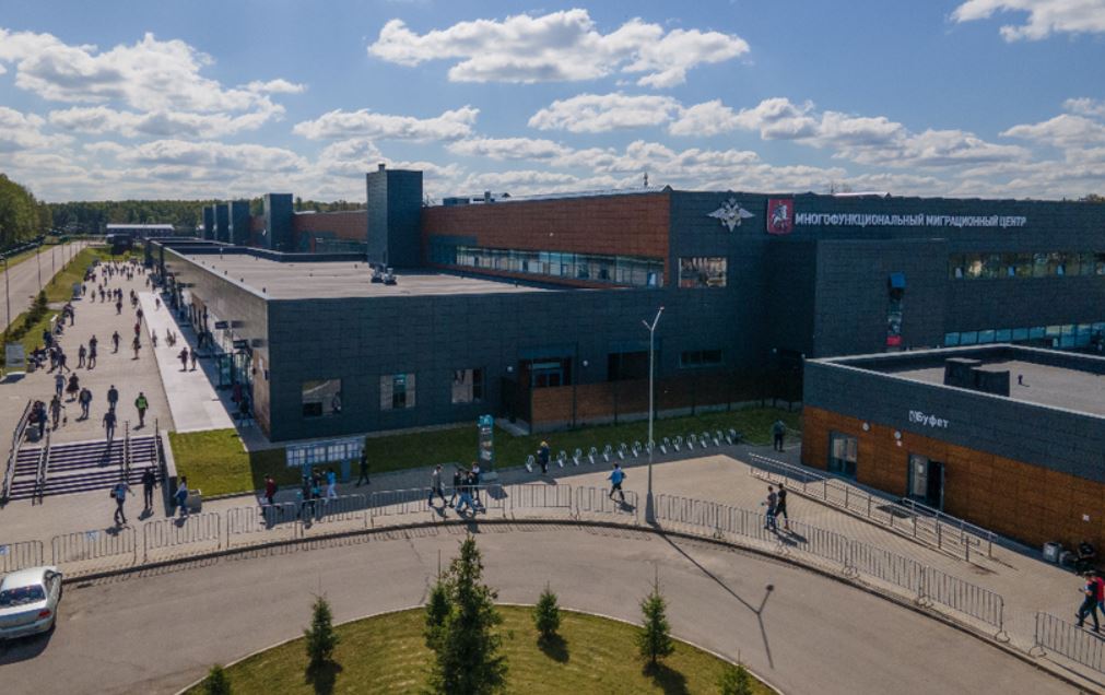 Мигрантам предлагают упрощенное гражданство России за участие в войне против Украины
