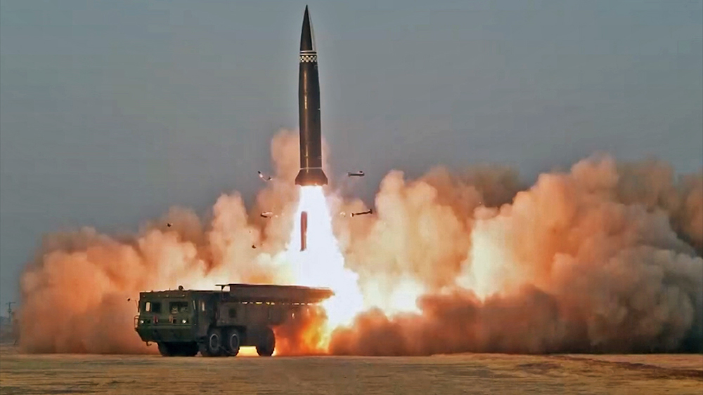 Северная Корея снова запустила две баллистические ракеты 