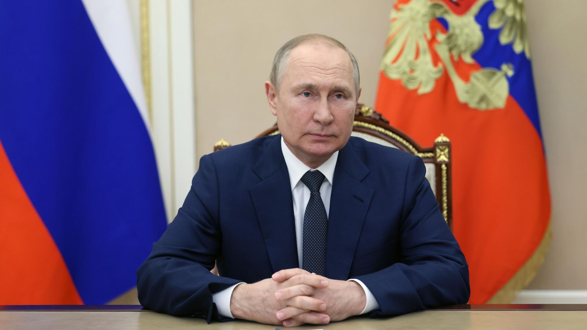Мирзиёев наградил Путина орденом Высшей степени
