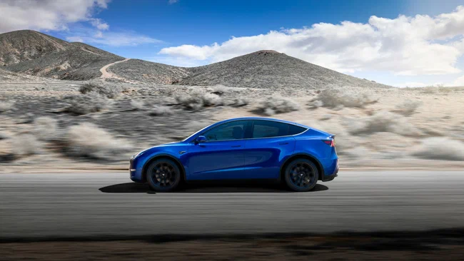 Электромобиль Tesla в первые стал самым продаваемым авто в Европе