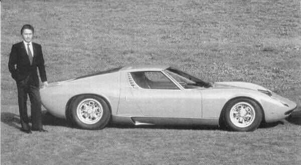 Dunyodagi eng birinchi Lamborghini Miura va uning dizayneri. Italiya. 1979-yil<br>