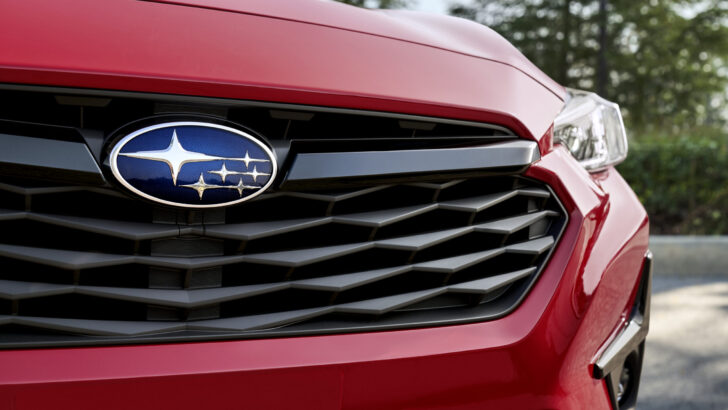 Subaru показал обновленную Impreza на новом тизере