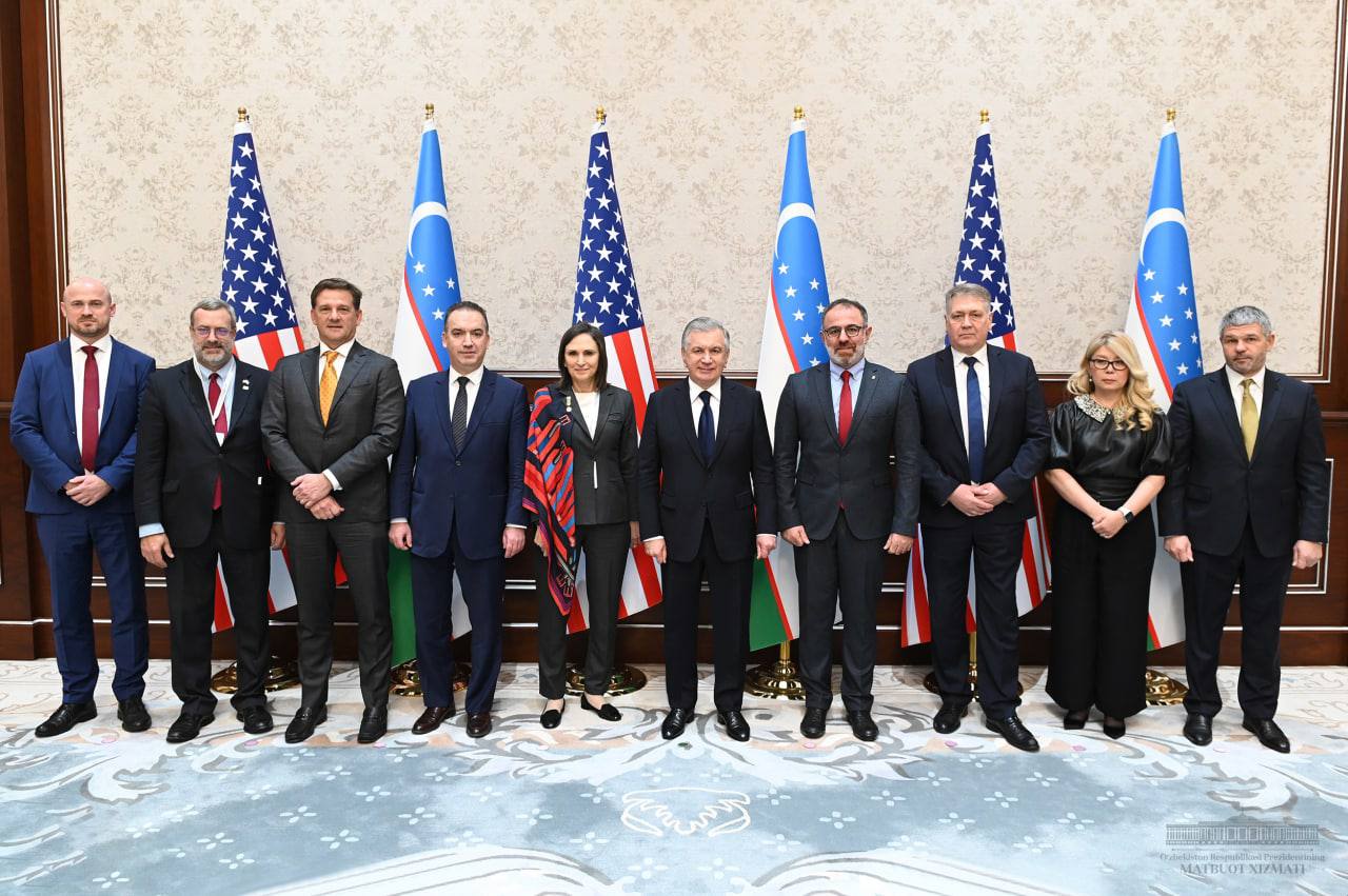 Президент принял делегацию американо-узбекской торговой палаты