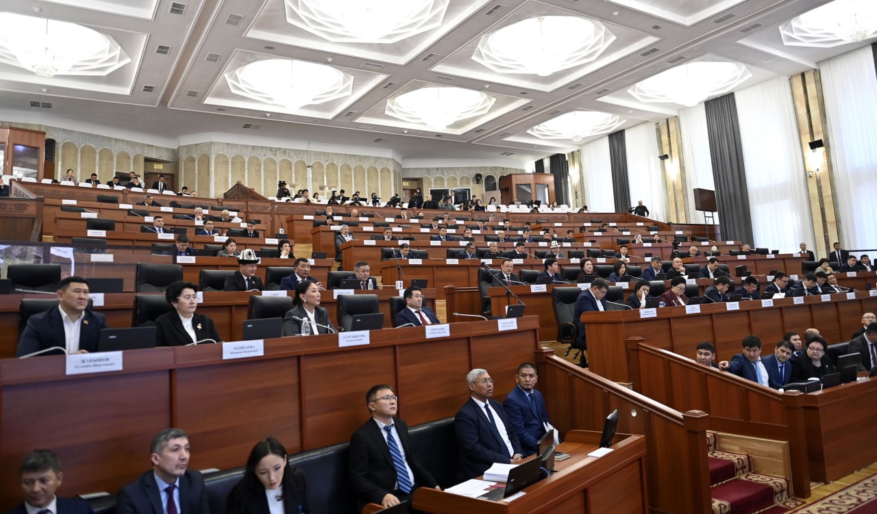 Парламент Кыргызстана ратифицировал соглашение о спорных участках на границе с Узбекистаном