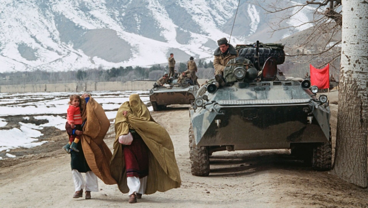 1988-yil 14-apreldagi kelishuvga asosan Sovet hukumatining qo'shinlari Afg'onistondan olib chiqilishi.<br>