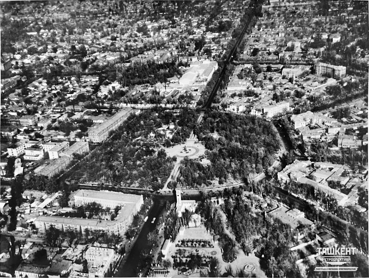 1950-yillarda Toshkent shahrining yuqoridan ko'rinishi<br>