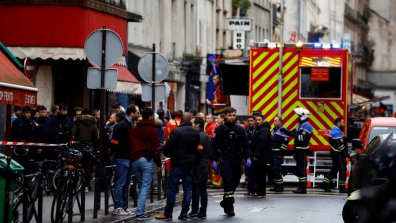 В Париже неизвестный открыл стрельбу, есть погибшие