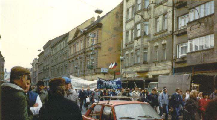 1989-yil noyabr oyida Chexoslovakiyada sodir bo'lgan va 