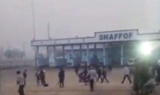 Жители Ташобласти устроили массовую драку у газовой заправки — видео