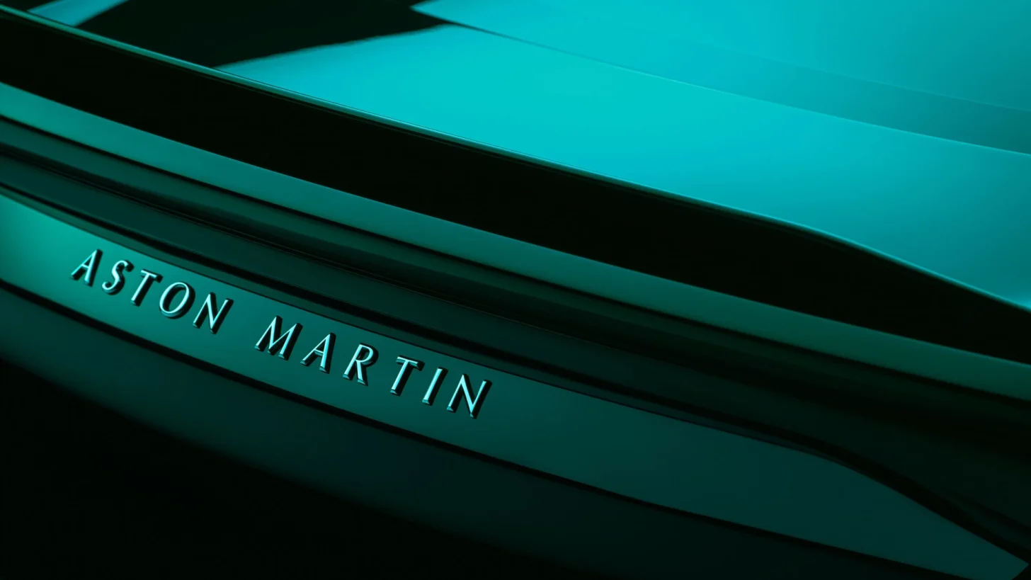 Aston Martin анонсировал выход лимитированного спорткара DBS 770 Ultimate – видео