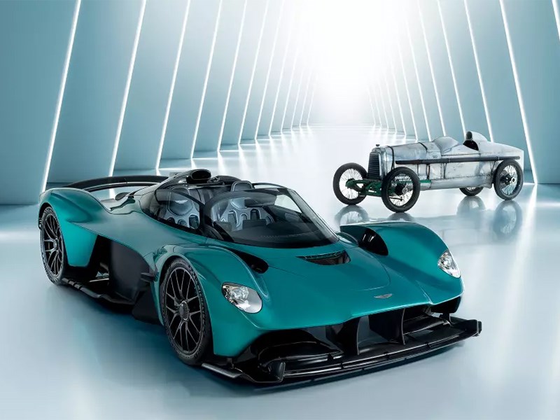 Aston Martin отметит юбилей особым спортивным автомобилем