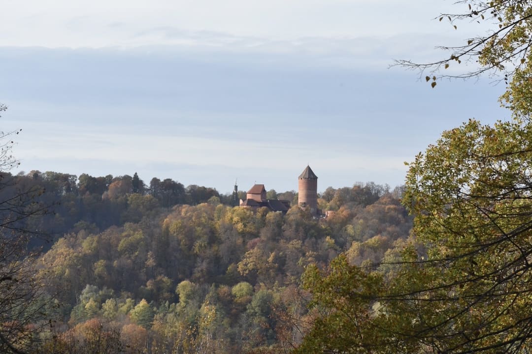 Сигулда, вид на Сигулдский замок 