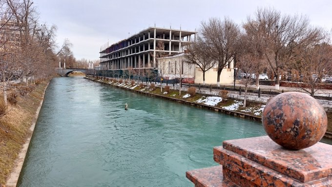 В Ташкенте застройщик решил построить гостиницу рядом с охраняемым кафе «Анхор»