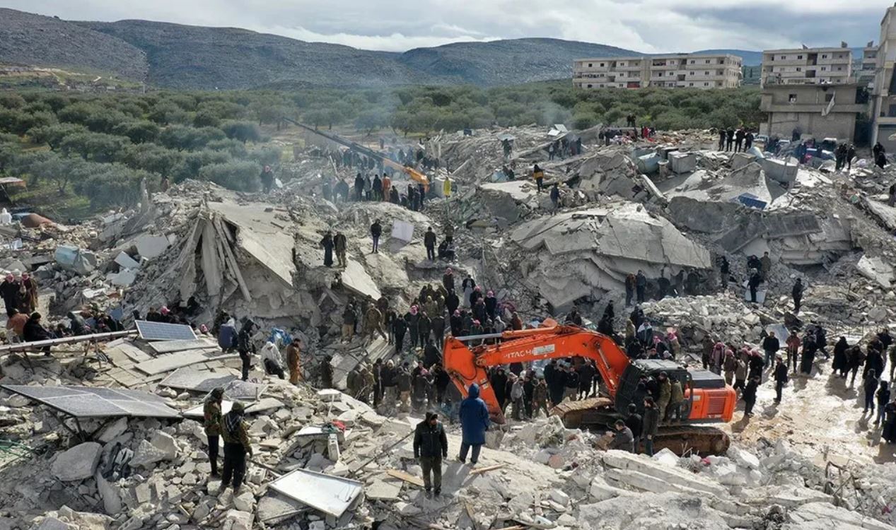 Узбекские спасатели достали из-под завалов в Турции 50 погибших