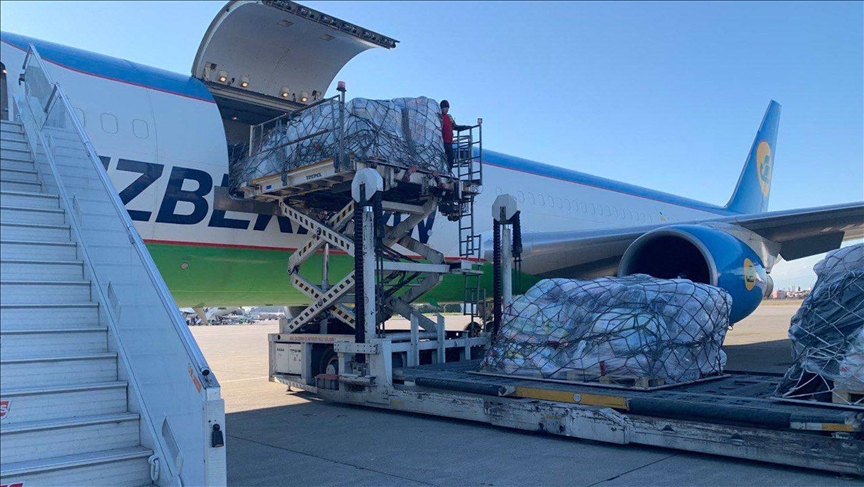 Узбекистан направил Турции 170 тонн гумпомощи