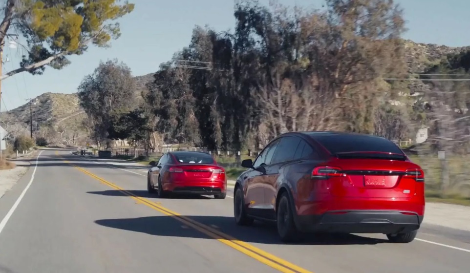 Tesla обновит две свои модели