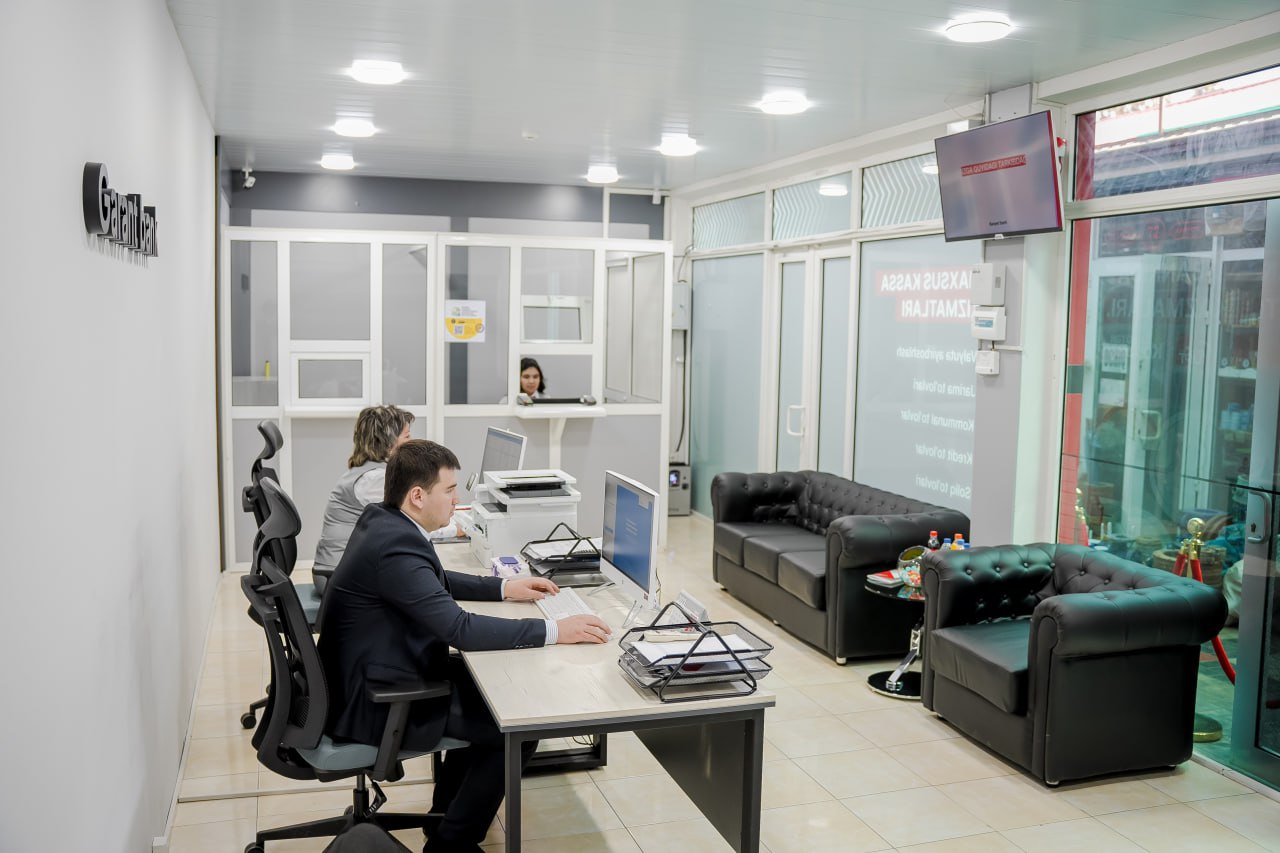 Состоялось открытие центра банковских услуг «DIMAX» от Garant Bank
