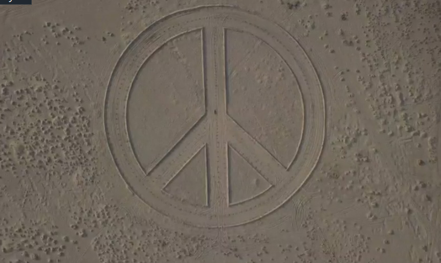 Inkuzart нарисовал символ мира на дне Аральского моря