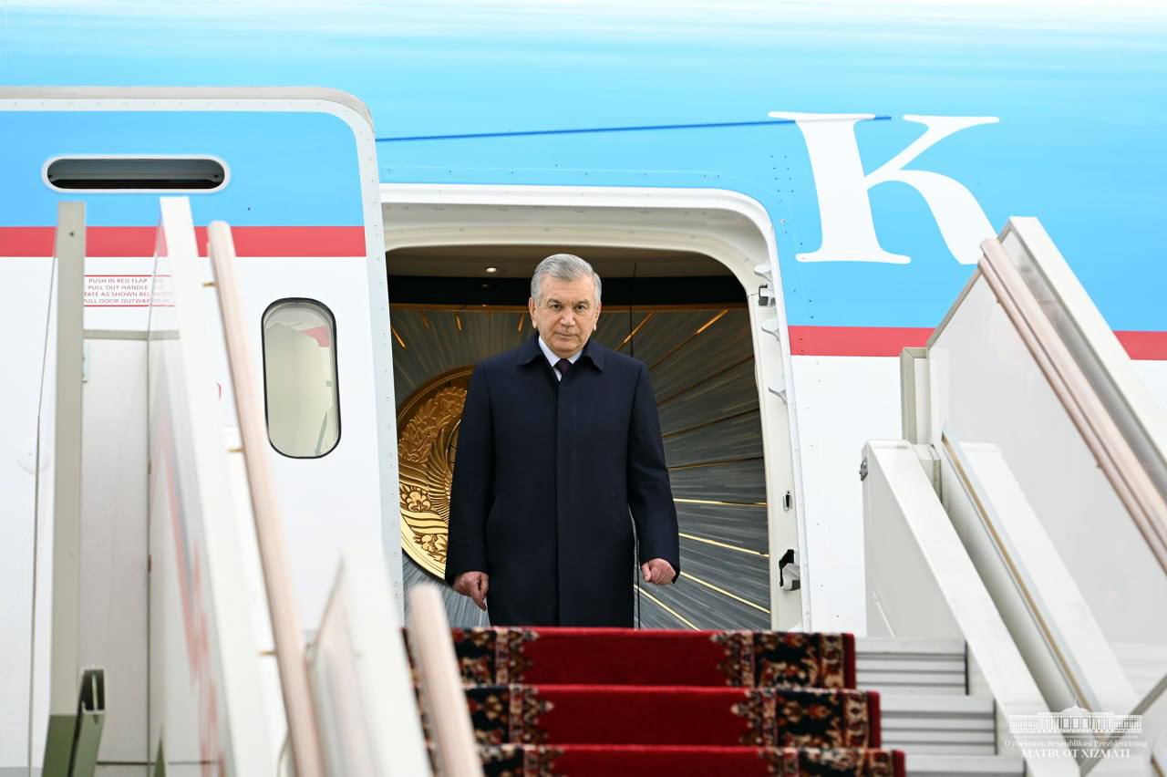 Шавкат Мирзиёев прибыл в Россию и встретился с Владимиром Путиным