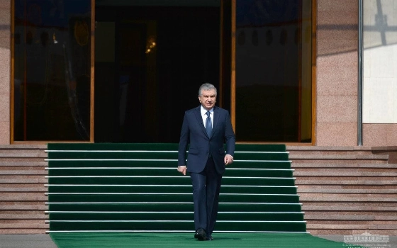 Президент прибыл в Самарканд для участия в заседании Совета управляющих ЕБРР