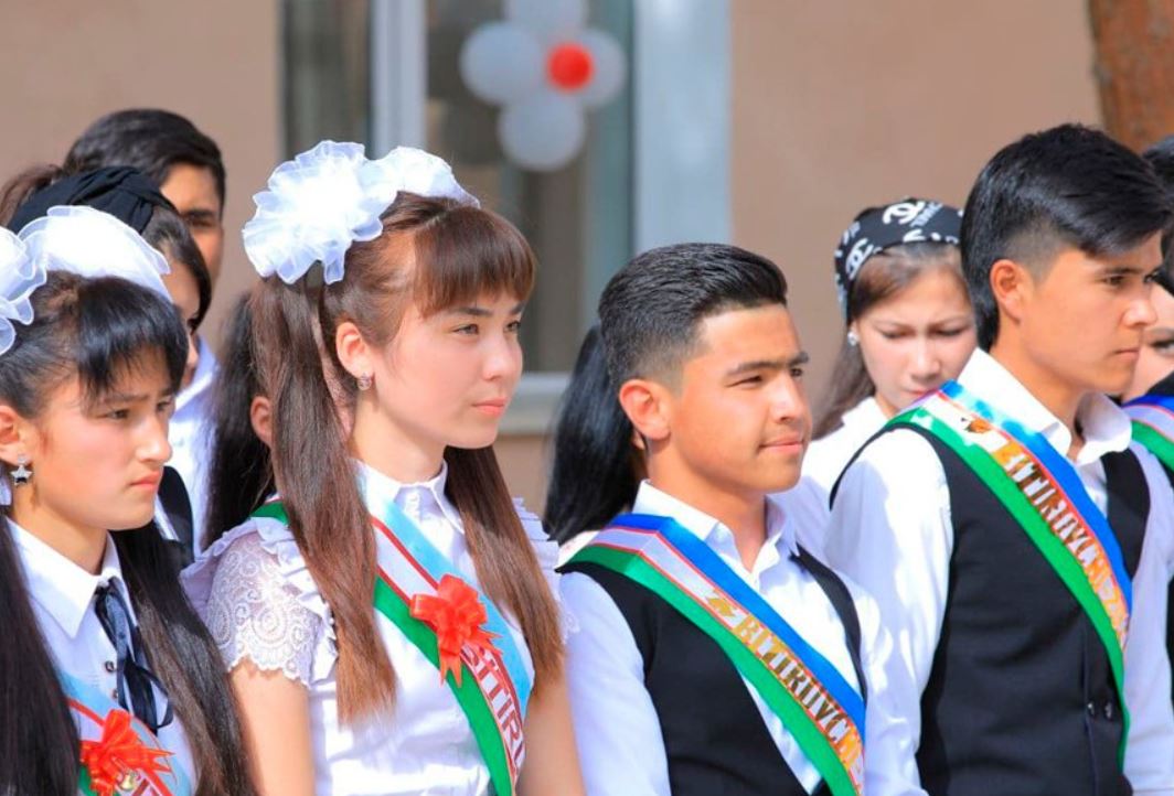 Школьники Узбекистана встретят выпускной без осадков — прогноз погоды