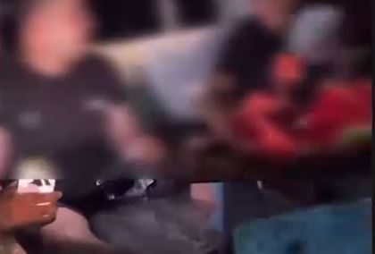 В Сырдарье арестовали мужчин, превративших чужой Labo в бассейн на колесах (видео)