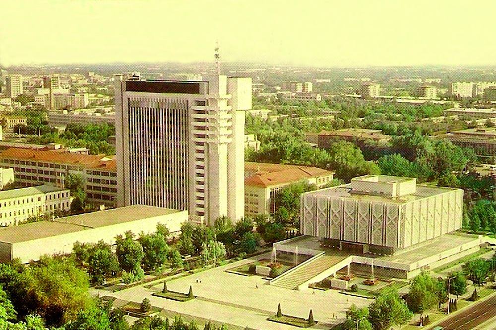 Ташкент, здание издательско-полиграфической компании «Шарк», фото: открытый источник