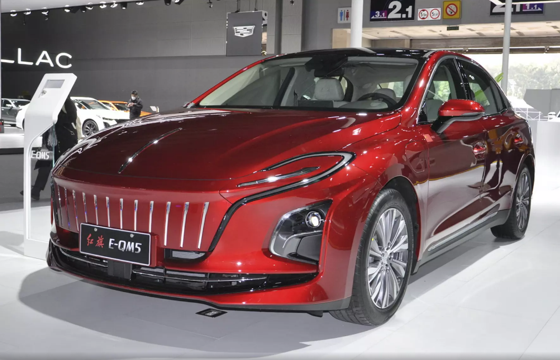 Hongqi запустил продажи нового электрического седана