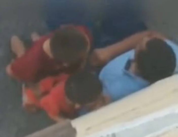 Под Ташкентом поймали мужчину, развращавшего маленьких детей (видео)
