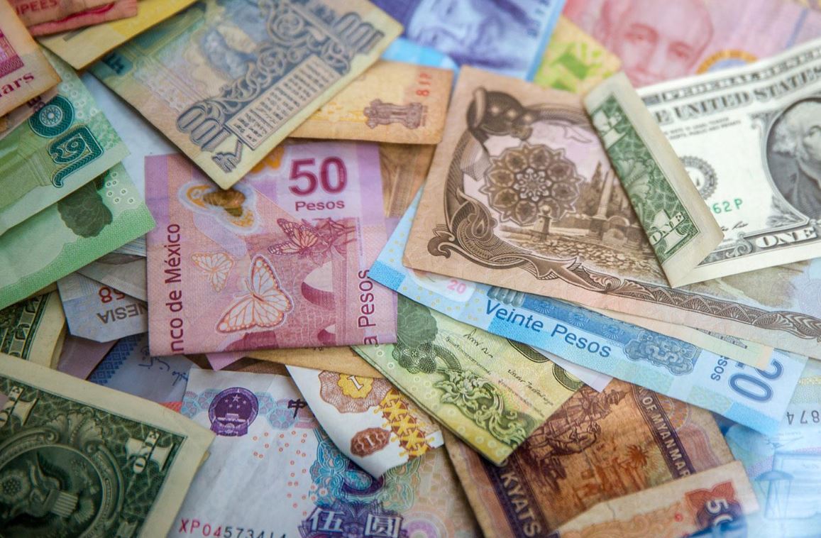 Как изменились курсы валют в Узбекистане за неделю