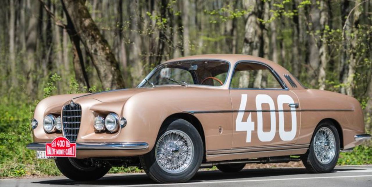 В сети выставили на продажу редкий Alfa Romeo, которому 70 лет