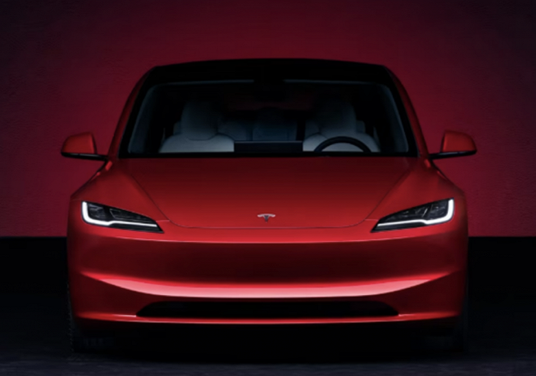 Tesla начала продажи новейшей Model 3 в Китае