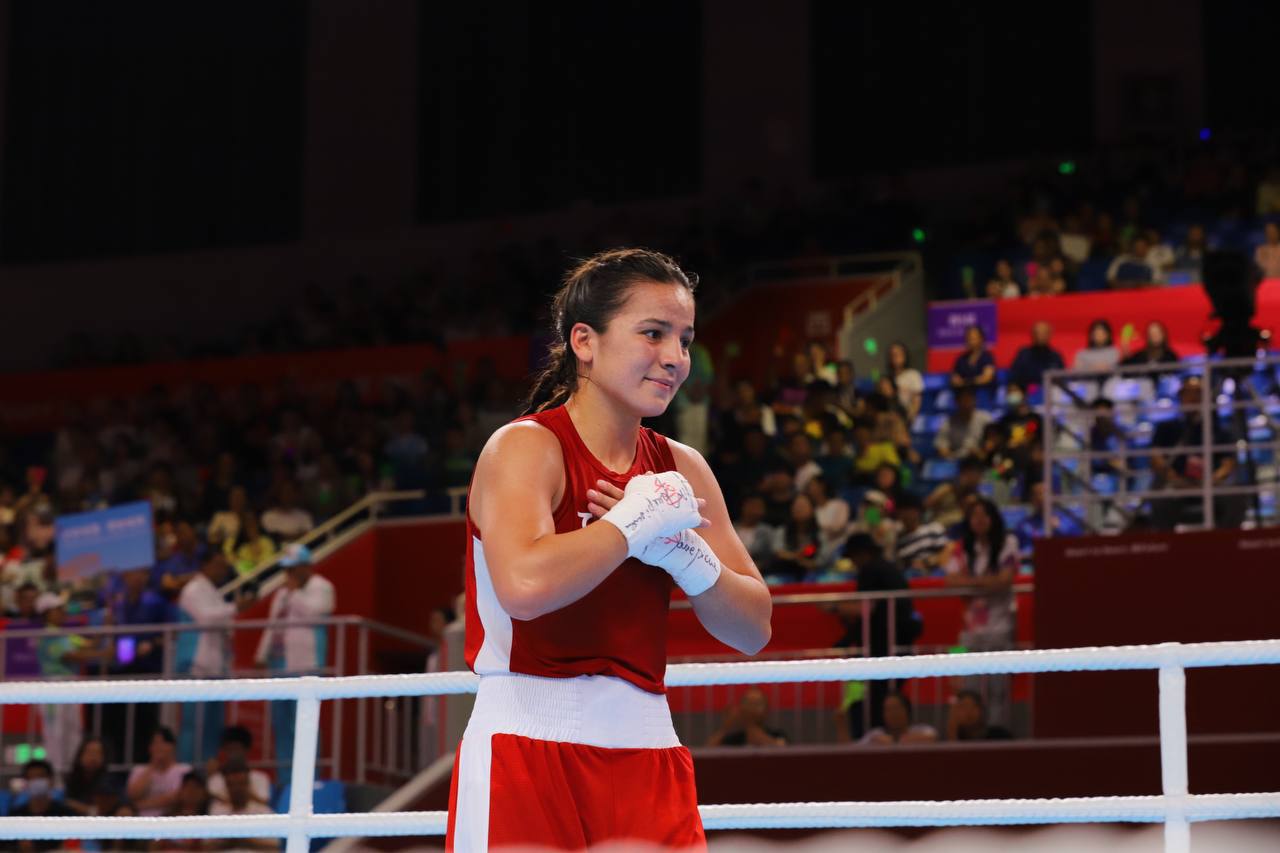 Боксерша Нигина Уктамова завоевала бронзовую медаль на Азиатских играх