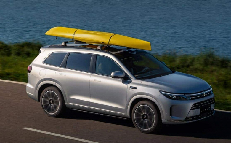 Aito M7 стал хитом продаж в Китае