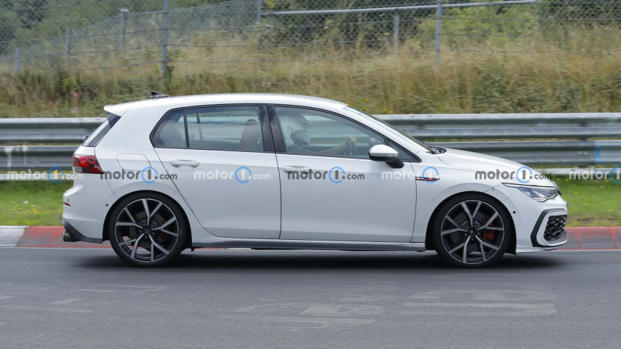 Фото: Motor1.com