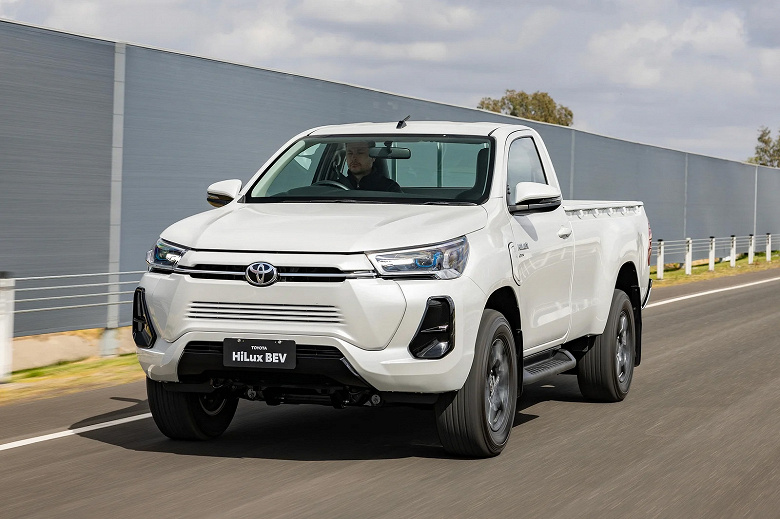 Toyota тайно презентовала новый Hilux
