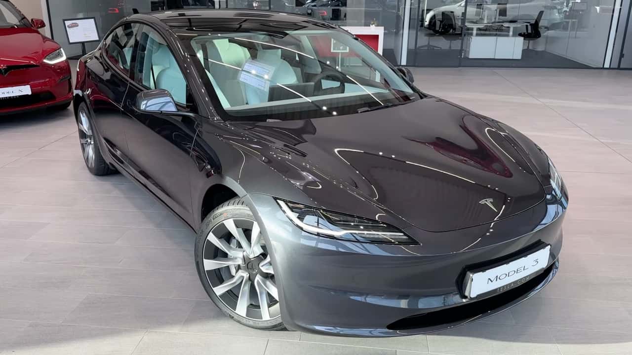 В Китае обновленная Tesla Model 3+ вызвала большой ажиотаж