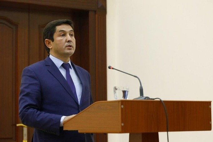 Экс-хокима Кизирикского района будут судить по четырем статьям