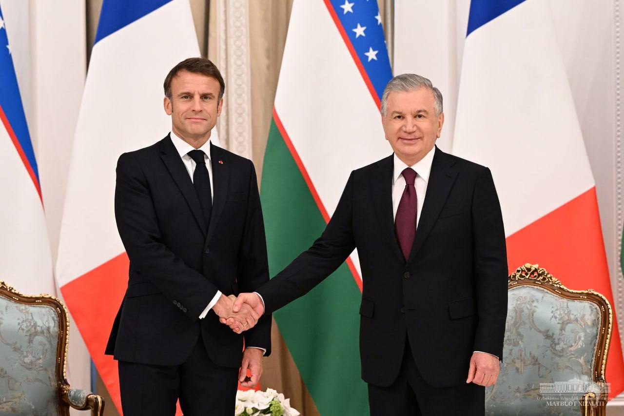 Мирзиёев провел переговоры с Макроном — о чем говорили президенты