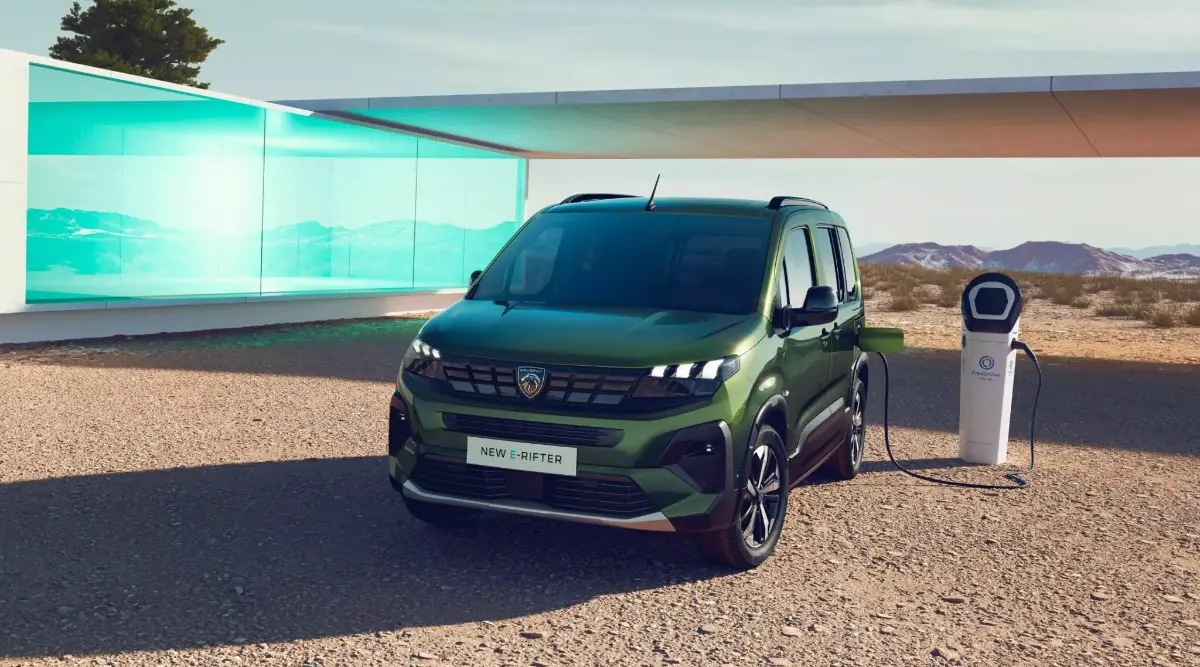 Peugeot презентовал обновленный минивэн E-Rifter