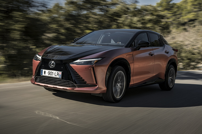 Появились первые отзывы о шестиступенчатой механике Toyota для электромобилей