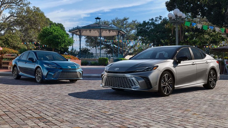 Toyota презентовала девятое поколение Camry