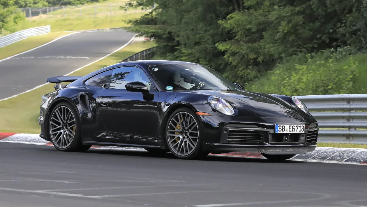 Porsche 911 - последние новости от команды Repost.uz